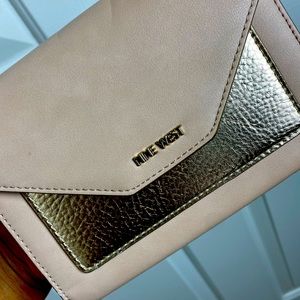Nude Nine West crossbody with detachable strap